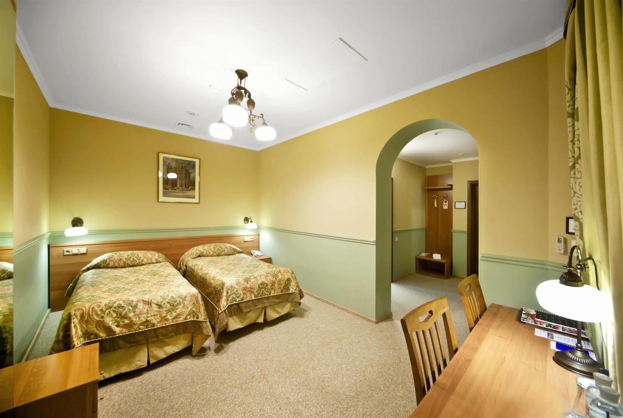 Frapolli Hotel Odessa Buitenkant foto